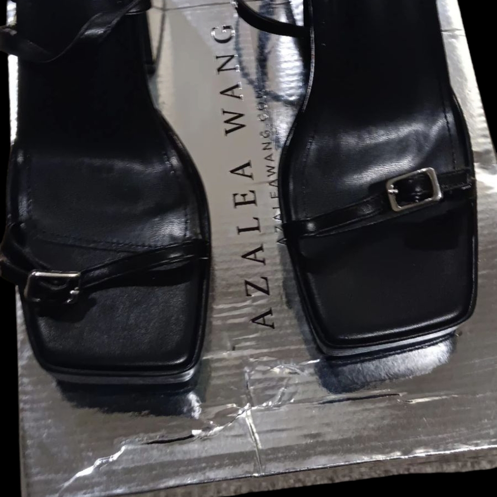 Black Heeled Shoes with Square Buckle Detail